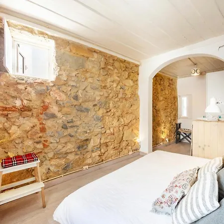 Apartman Bright Historical By Guestready